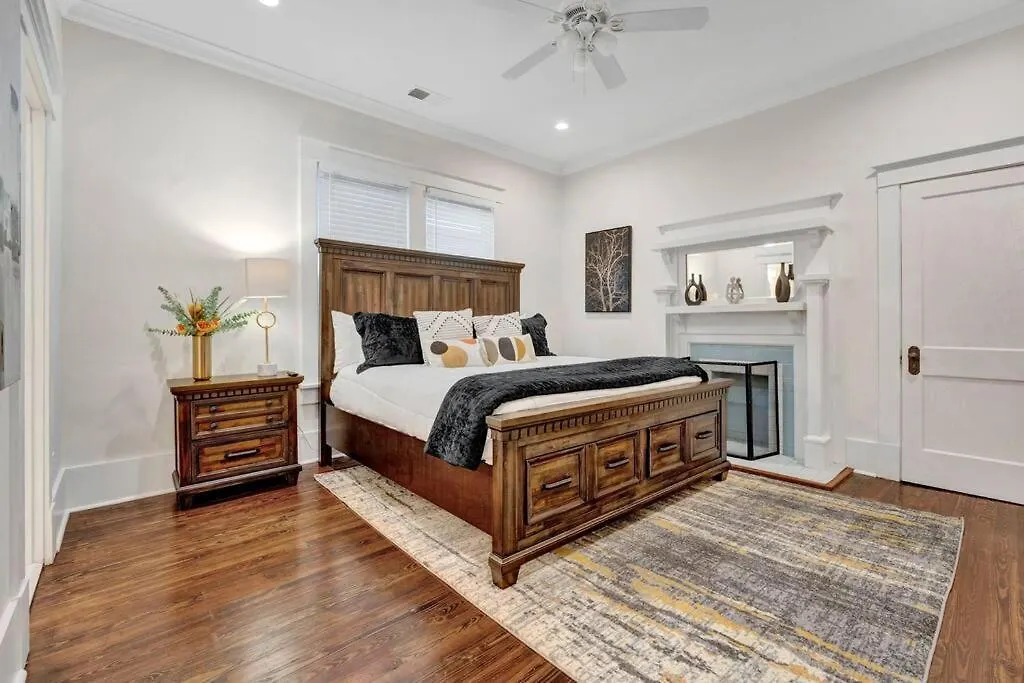 The Victorian - Elegant 3Br Home Near Overton Memphis