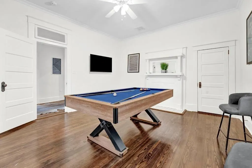 The Victorian - Elegant 3Br Home Near Overton Memphis